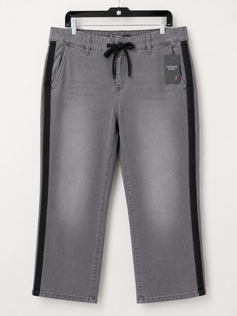 NWT Torrid Pull-On Boyfriend Straight Crop Jeans Gray Side Stripe 2X